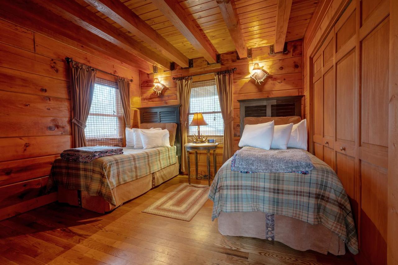 Staynantahala - Smoky Mountain Cabins And Luxury Yurts Aquone Dış mekan fotoğraf